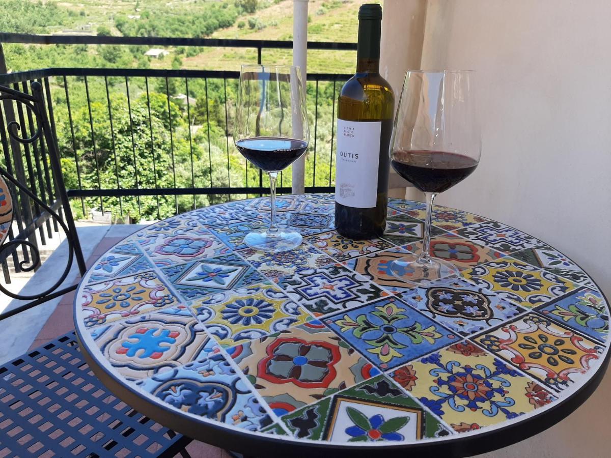 דירות לינגואגלוסה Etna Sicilian House מראה חיצוני תמונה