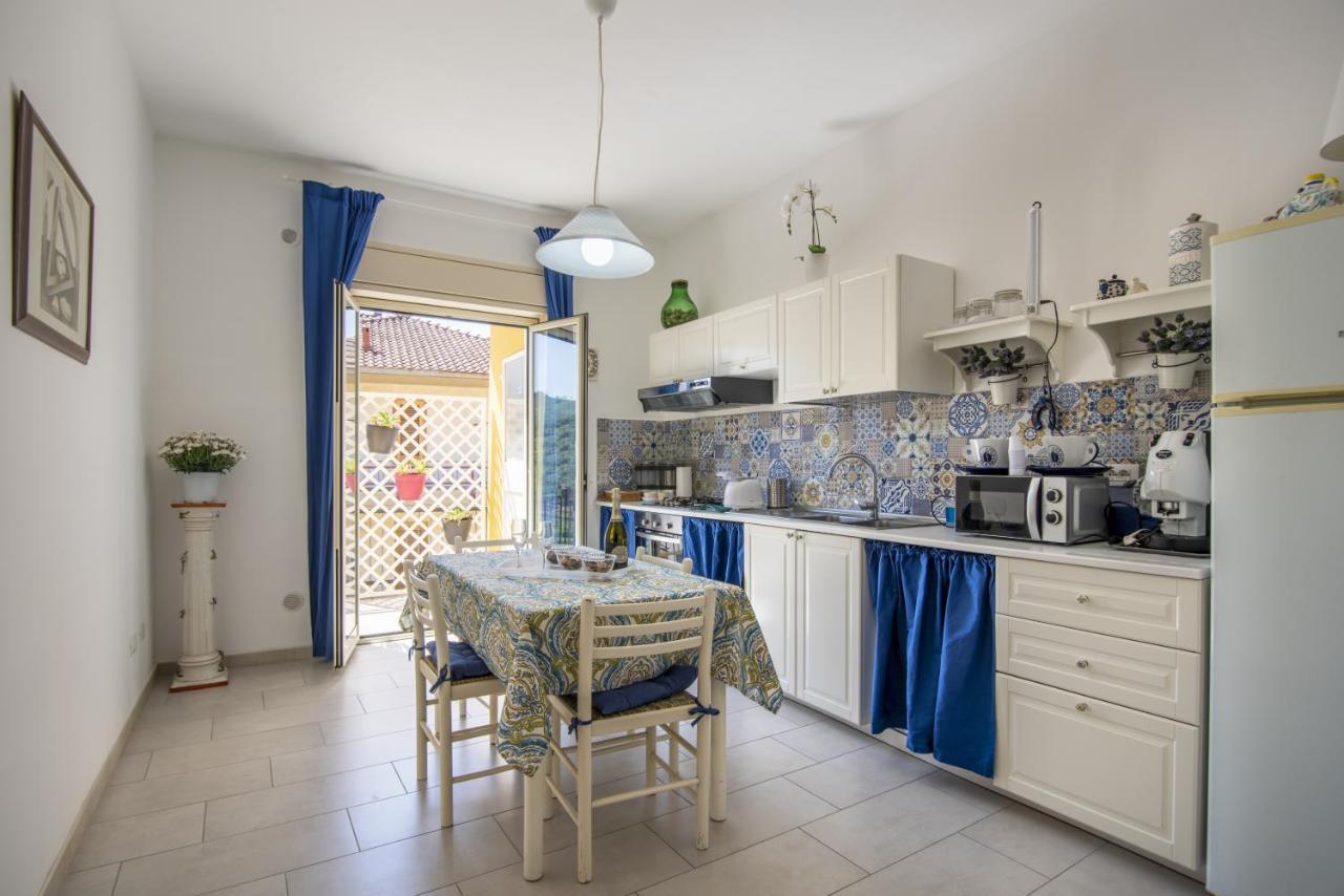 דירות לינגואגלוסה Etna Sicilian House מראה חיצוני תמונה